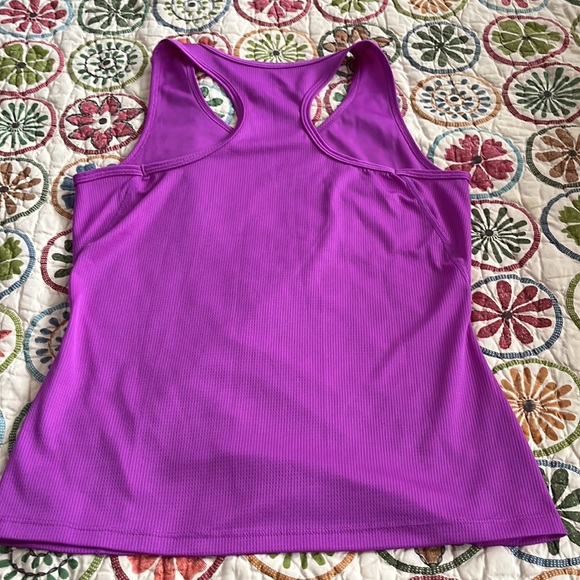 🏃🏻‍♀️ASICS running tank.  Size Small. - Picture 4 of 4